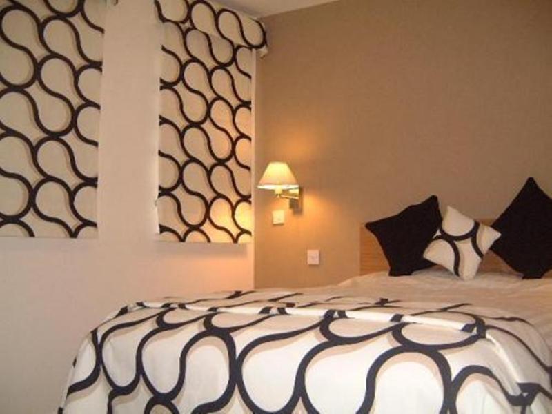 Ely House Hotel