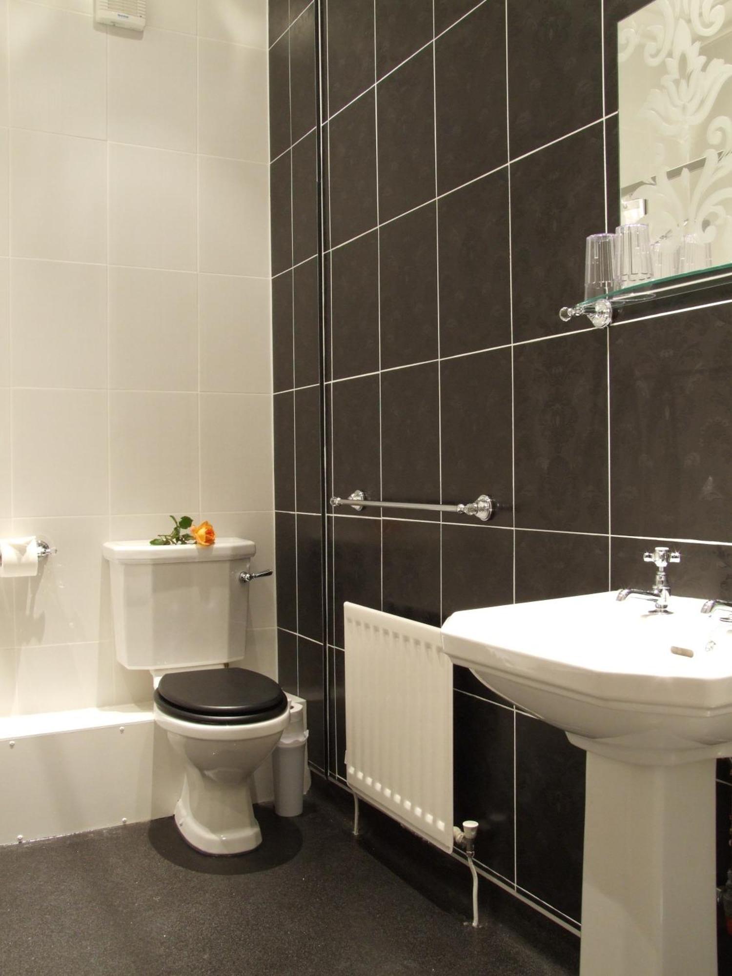 Hotel Ely House 3*