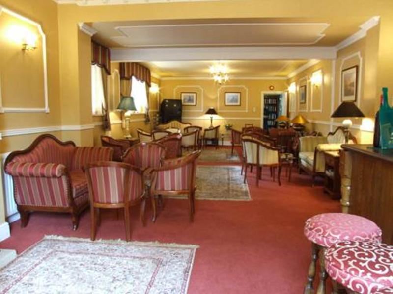 Ely House Hotel 3*